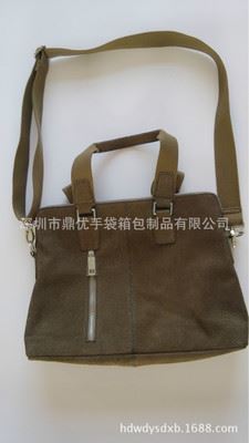 男式斜挎包 廠家定制限量版男包,休閑手提單肩斜挎包,真皮包-深圳市鼎優(yōu)手袋箱包制品提供男式斜挎包 廠家定制限量版男包,休閑手提單肩斜挎包,真皮包的相關(guān)介紹、產(chǎn)品、服務(wù)、圖片、價格深圳市鼎優(yōu)手袋箱包制品、拉桿箱包、手袋等等、皮具、紡織品、服裝服飾的購銷